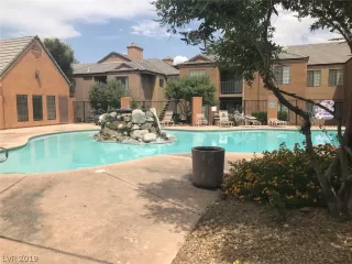 Photo #1: 2116292 Listing 