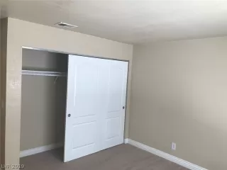 Photo #6: 2116292 Listing 