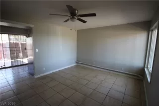 Photo #2: 2116345 Listing