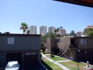 Photo #3: 2116360 Listing 