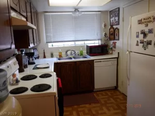 Photo #6: 2116360 Listing 