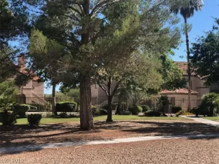 Photo #2: 2116383 Listing 