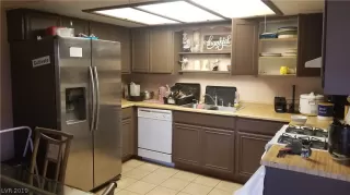 Photo #2: 2116420 Listing 