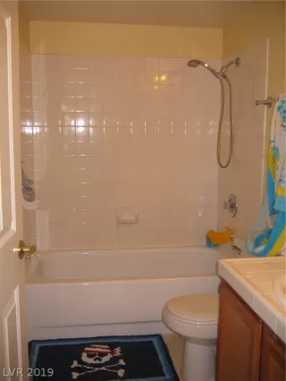 Photo #3: 2116449 Listing 