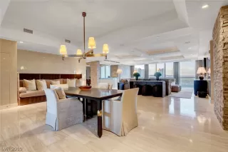 Photo #6: 2117631 Listing