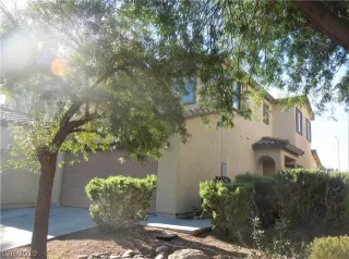 Photo #3: 2117684 Listing 