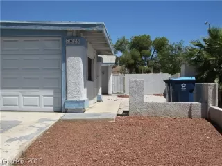 Photo #1: 2117714 Listing