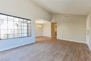 Photo #2: 2117725 Listing 