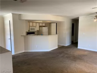 Photo #2: 2117817 Listing 