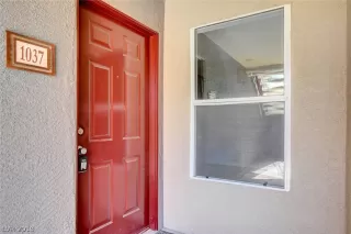 Photo #1: 2117818 Listing