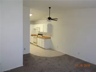 Photo #2: 2117965 Listing