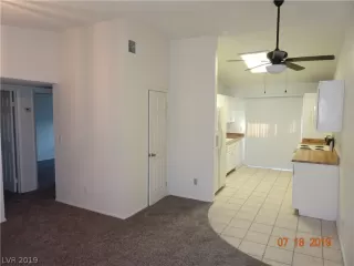 Photo #3: 2117965 Listing