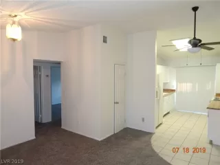 Photo #4: 2117965 Listing