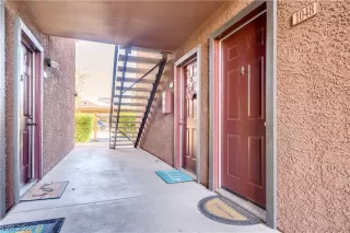 Photo #2: 2117969 Listing