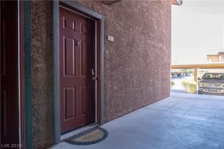 Photo #5: 2117969 Listing