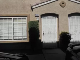 Photo #3: 2117996 Listing