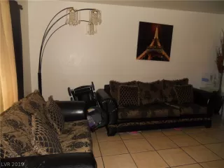 Photo #6: 2117996 Listing