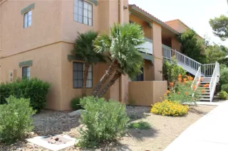 Photo #2: 2118131 Listing