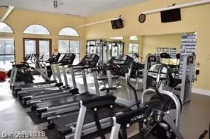 Photo #5: 2118137 Listing