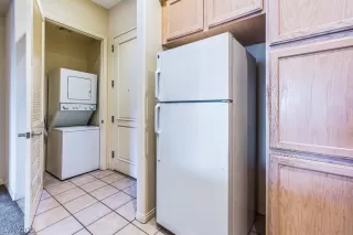 Photo #4: 2118212 Listing