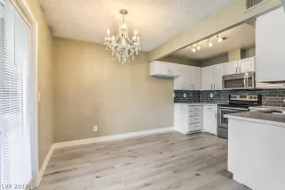 Photo #6: 2118223 Listing 