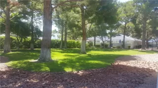 Photo #2: 2118232 Listing