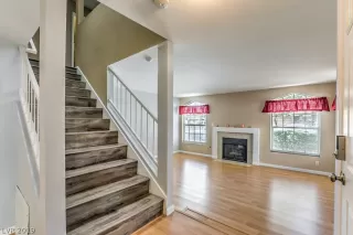 Photo #4: 2118265 Listing