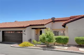 Photo #3: 2118272 Listing