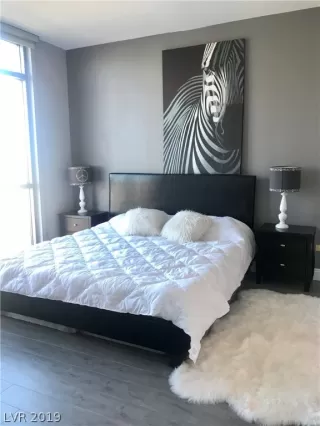 Photo #5: 2118283 Listing