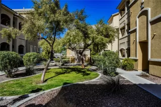 Photo #3: 2118297 Listing 