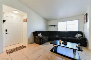 Photo #6: 2118301 Listing 
