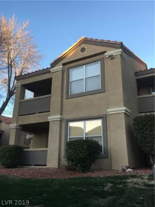 Photo #2: 2118302 Listing 