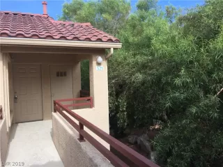 Photo #2: 2118311 Listing 