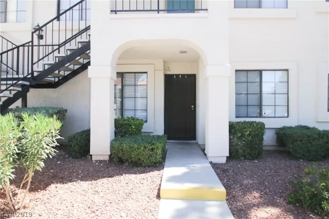 MLS: 2118412 Condo For Sale