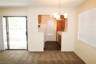 Photo #4: 2118412 Listing