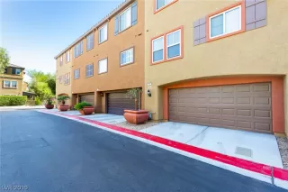 Photo #6: 2118424 Listing