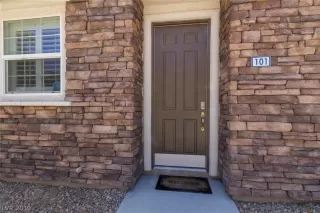 Photo #2: 2118433 Listing