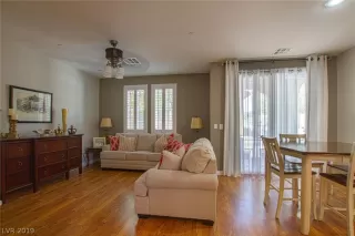 Photo #5: 2118433 Listing