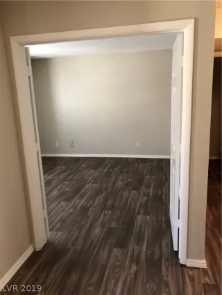 Photo #4: 2118462 Listing 