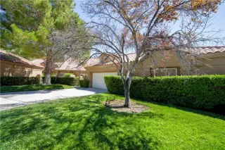 Photo #2: 2118477 Listing 