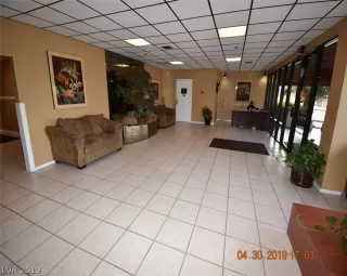 Photo #2: 2118501 Listing 