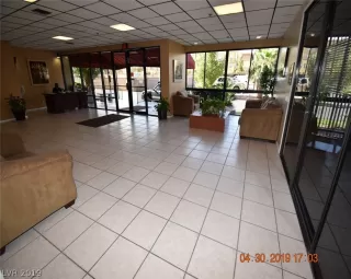 Photo #3: 2118501 Listing 