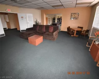 Photo #6: 2118501 Listing 