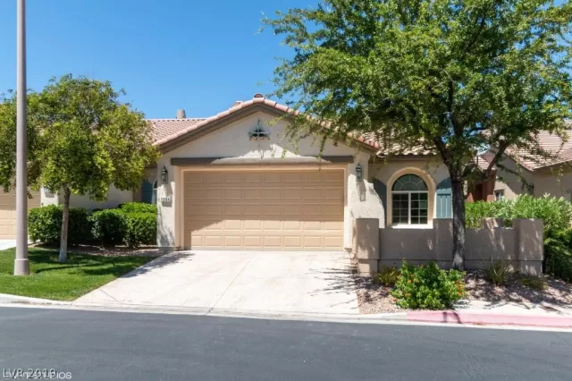 MLS: 2118502 Condo For Sale