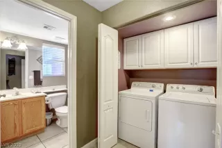 Photo #6: 2118510 Listing 