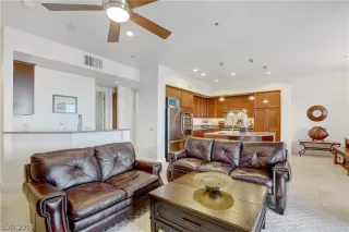 Photo #5: 2118512 Listing