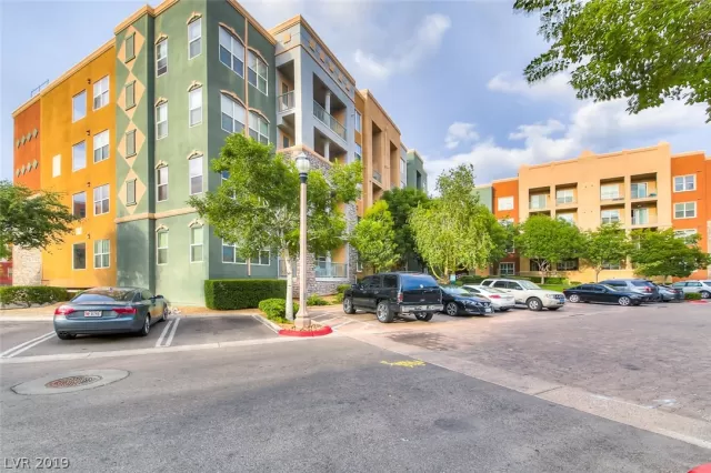 MLS: 2118523 Condo For Sale