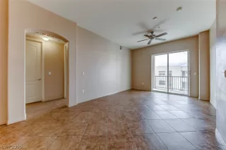 Photo #2: 2118523 Listing