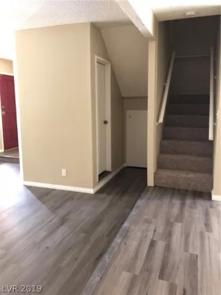 Photo #5: 2118572 Listing 