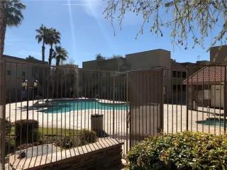 Photo #3: 2118650 Listing